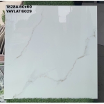 Gạch 60x60 màu trắng vân mây nhẹ trang trí phòng ngủ sang trọng 