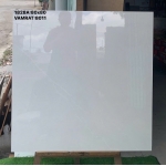 Gạch 80x80 Trắng Sáng Vân Xám Nhẹ Bóng Kiếng 