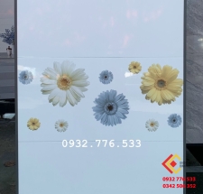 Gạch 30x60 màu trắng họa tiết hoa cúc giá rẻ