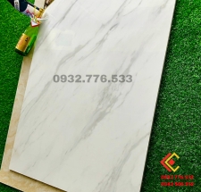 Gạch 80x120 bóng kiếng màu trắng sọc ốp phòng ngủ