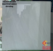 Gạch 80x80 đá bóng kiếng ốp lát trang trí quán ăn